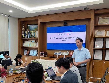Đại diện Chuyên gia VJIP phát biểu tại Lễ Tổng kết